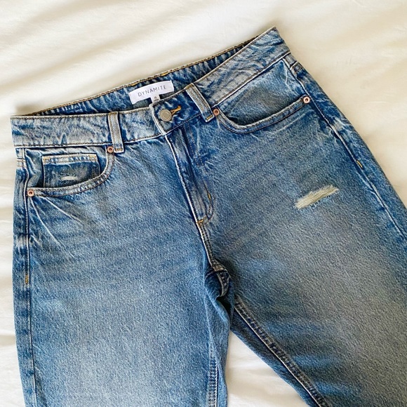 Devyn Low-Rise Boyfriend Jeans - Picture 2 of 6